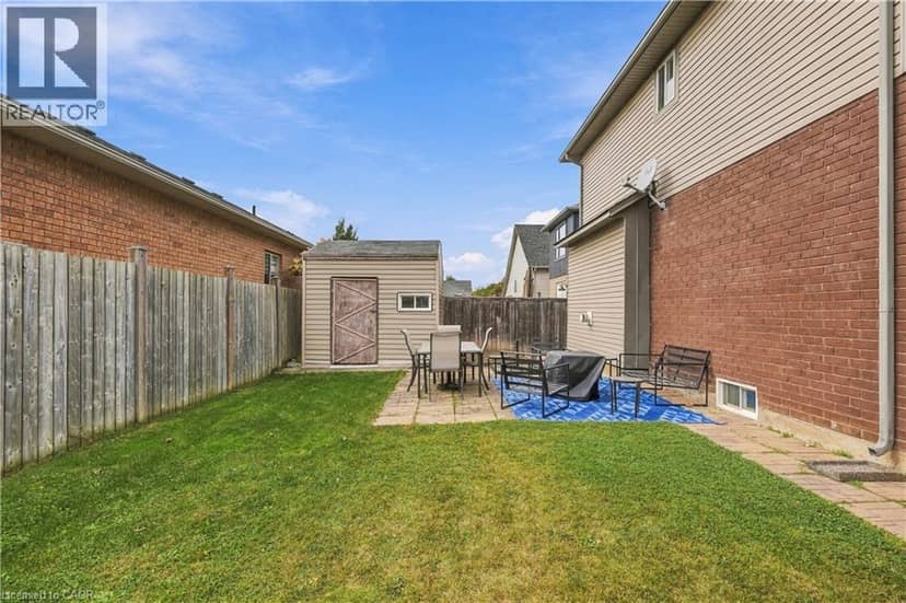 4530 FRANCES Crescent — photo 32 of 40