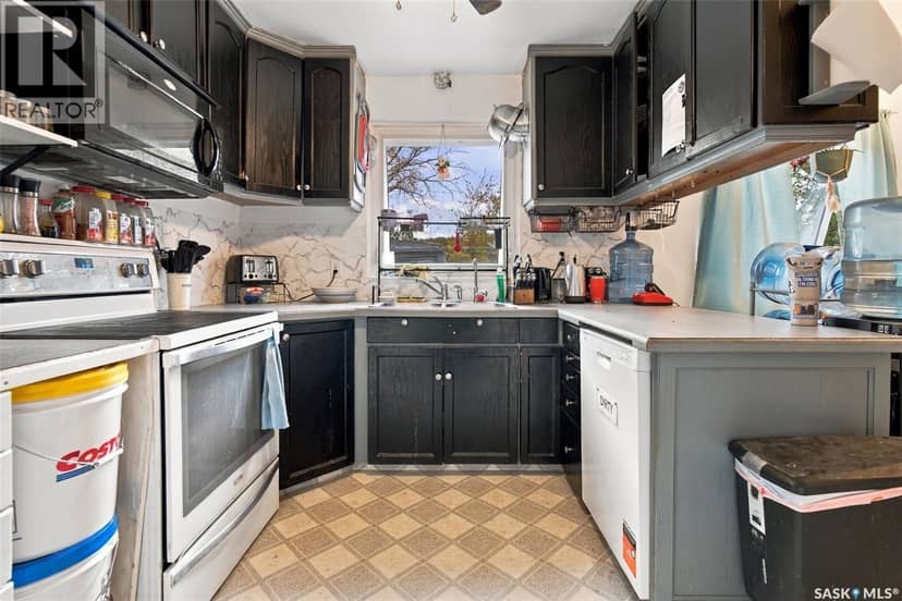 765 Royal STREET, Regina, photo 8