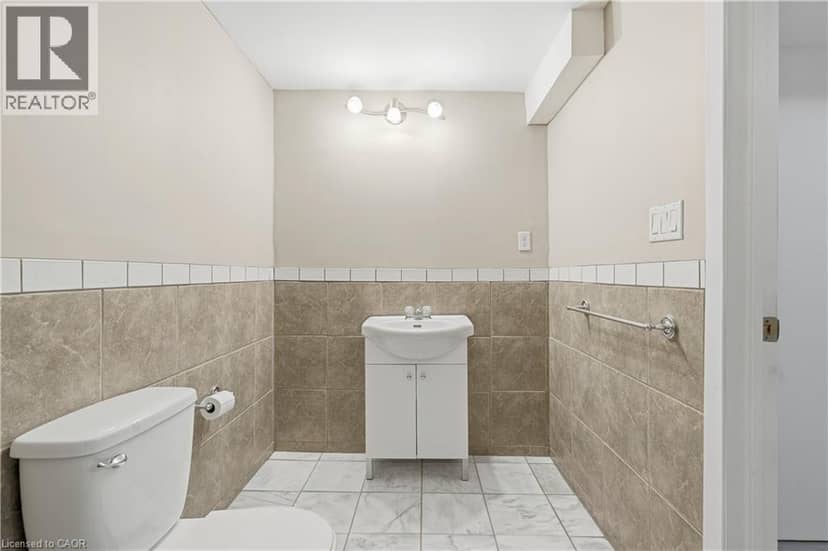 4530 FRANCES Crescent — photo 26 of 40