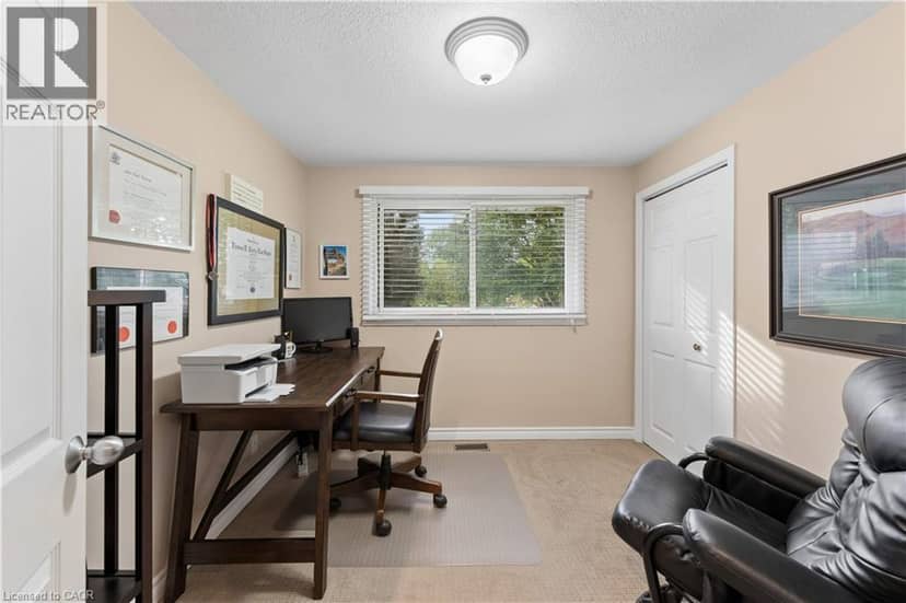 373 FORESTLAWN Road — photo 17 of 40