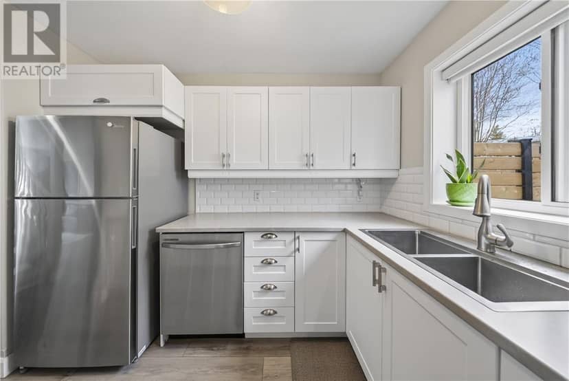 180 Eaglestone Court, Sudbury, photo 5