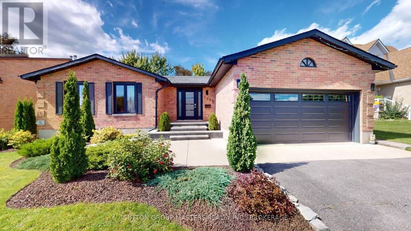 1196 Gladstone Way, Kingston