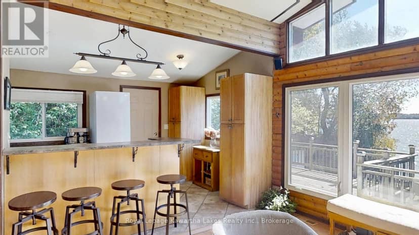 18 Lakeview Boulevard — photo 10 of 40