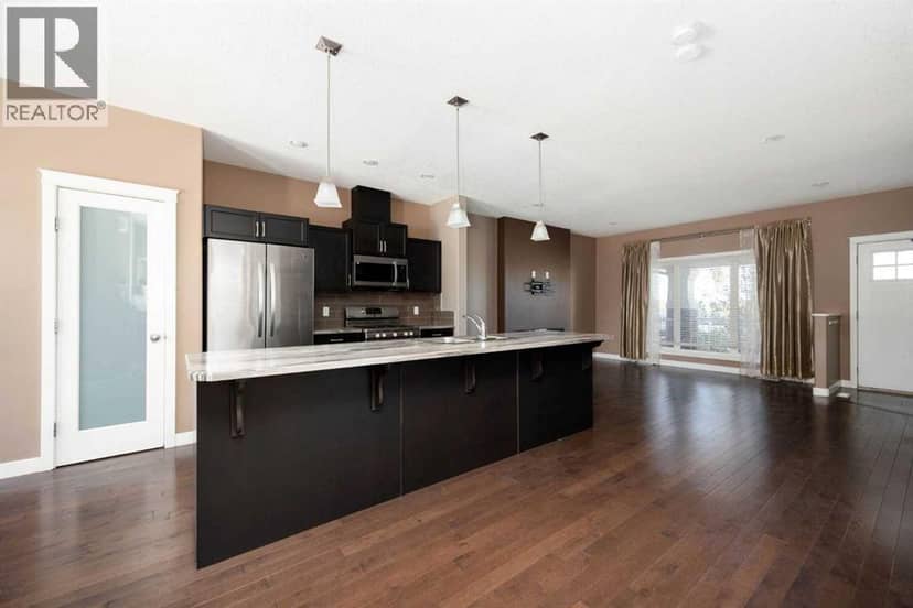 373 Heritage Drive — photo 9 of 33