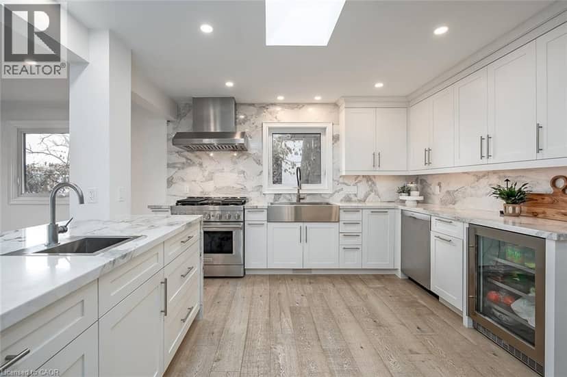 624 NORTH SHORE Boulevard E, Burlington, photo 6