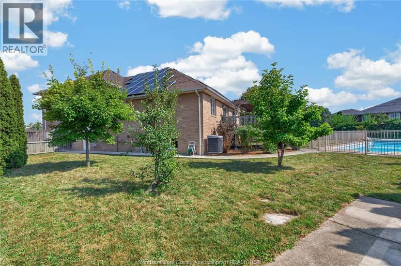 3162 Leisure CRESCENT — photo 36 of 40