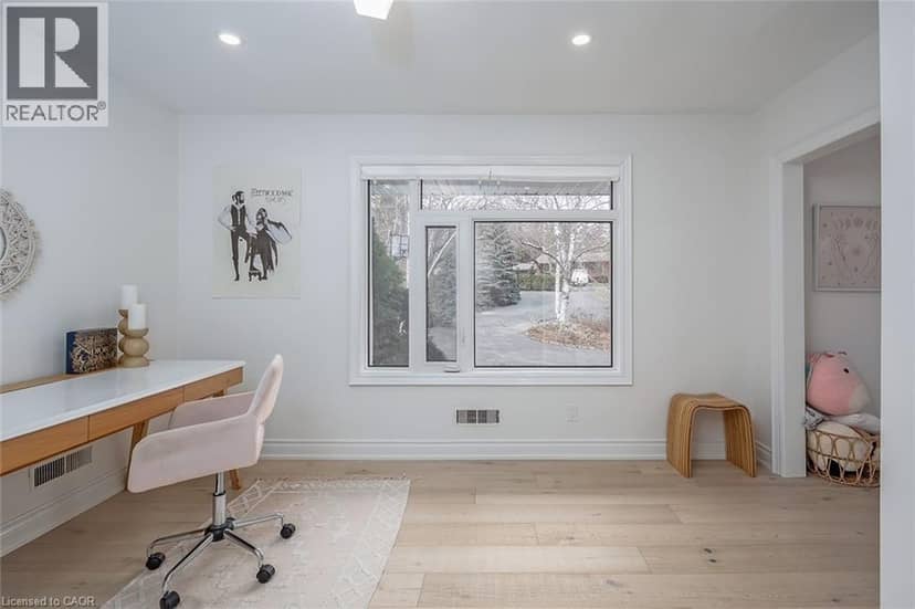 624 NORTH SHORE Boulevard E — photo 19 of 40