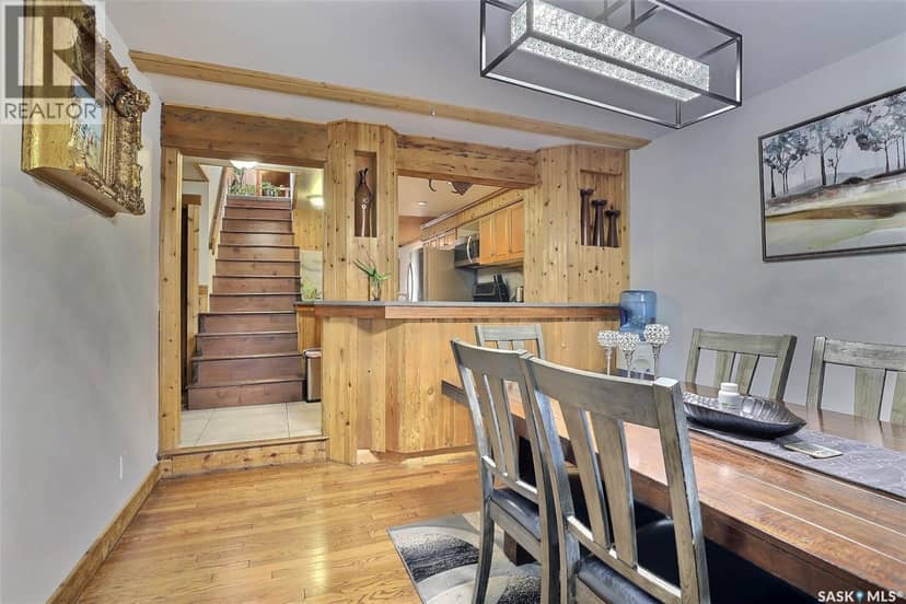 2335 Reynolds STREET — photo 11 of 40