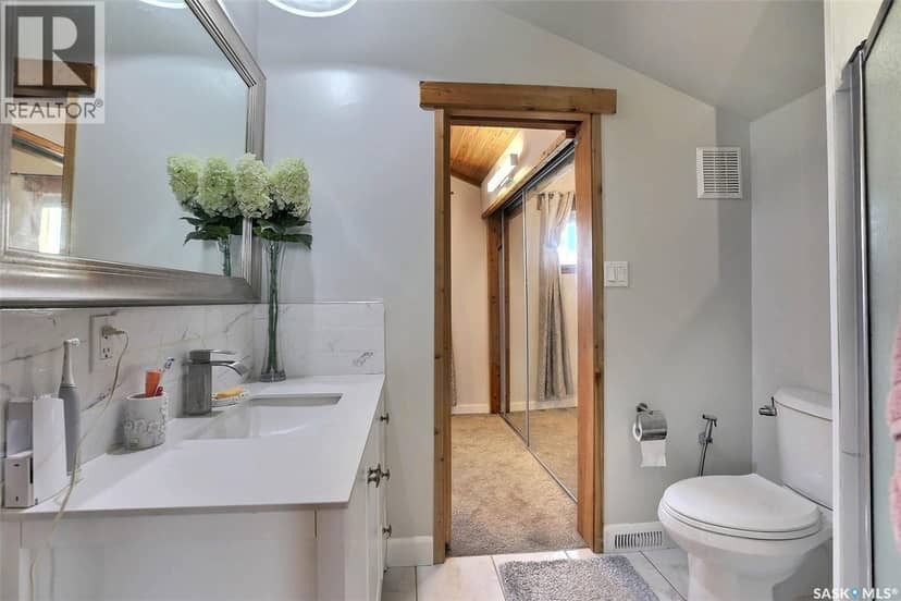 2335 Reynolds STREET — photo 21 of 40