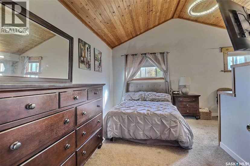 2335 Reynolds STREET — photo 23 of 40