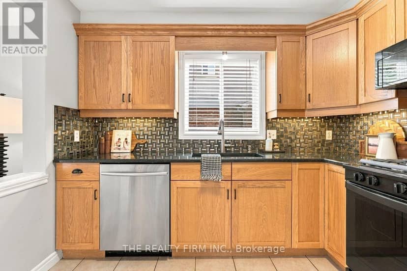 755 Marigold Street — photo 11 of 40