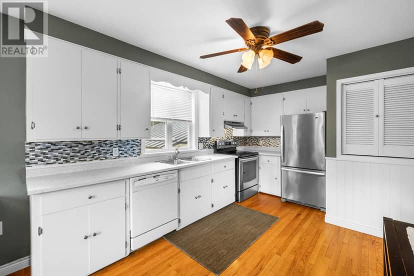 1524 Fountain Road — photo 9 of 33