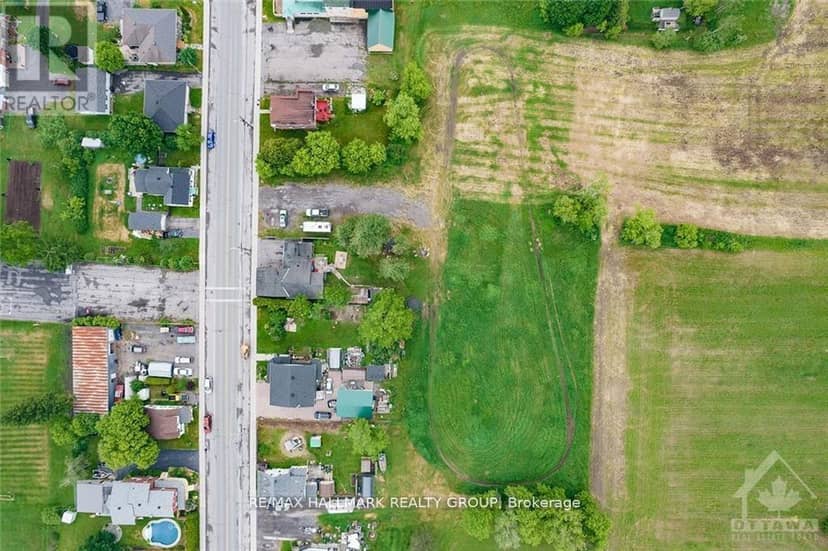 3 - 3748 Champlain Street — photo 13 of 15