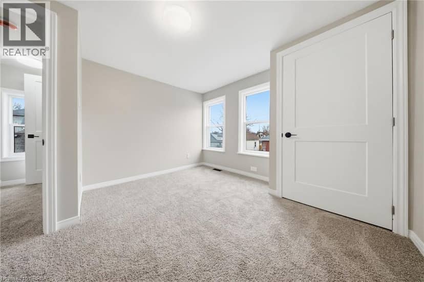 17 ABLE Avenue — photo 14 of 24