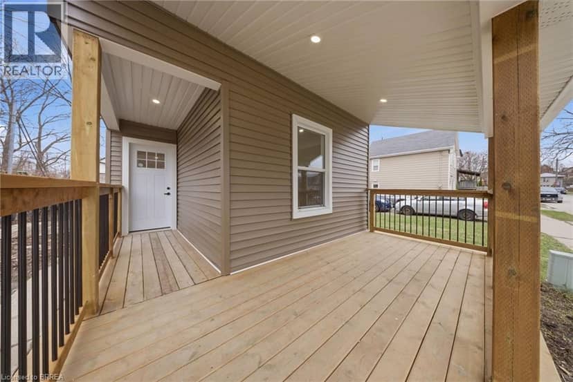 17 ABLE Avenue, Brantford, photo 3