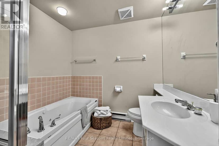 839 - 34 Dawson Drive — photo 16 of 22
