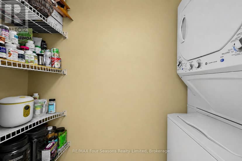 839 - 34 Dawson Drive — photo 17 of 22