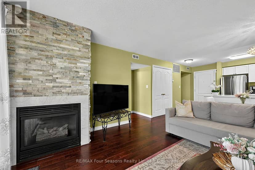 839 - 34 Dawson Drive, Collingwood, photo 4
