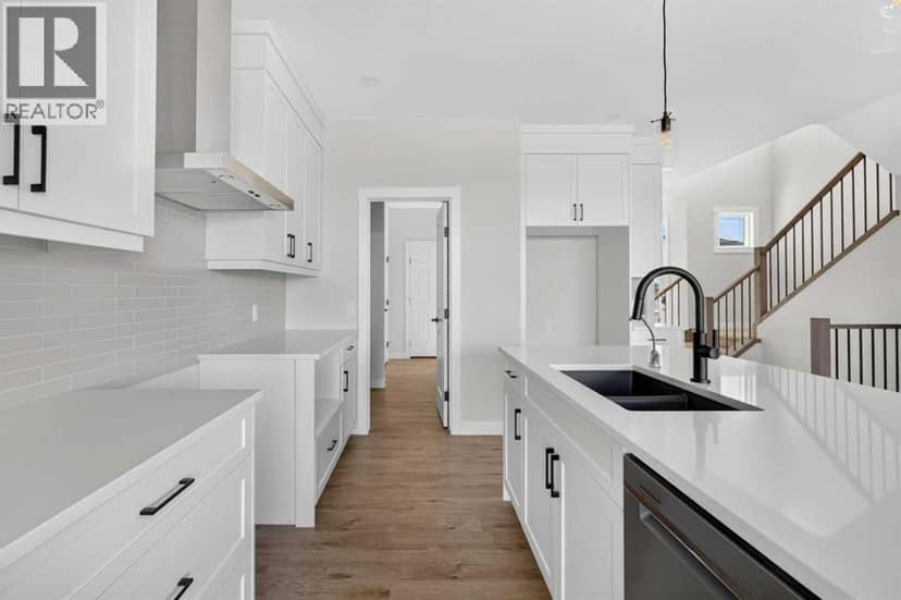 77 Royston Gardens NW — photo 12 of 40