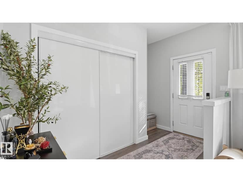 5839 Mullen Pl NW, Edmonton, photo 4