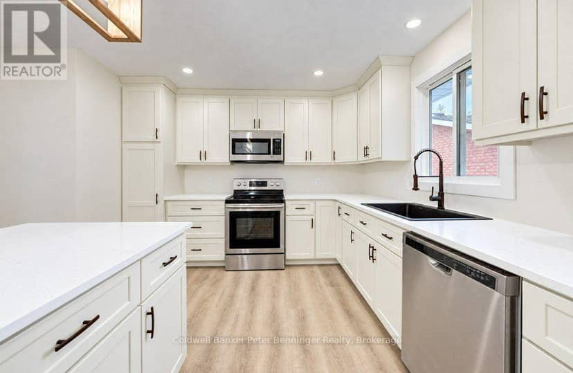 15 George Street, Brockton, photo 8