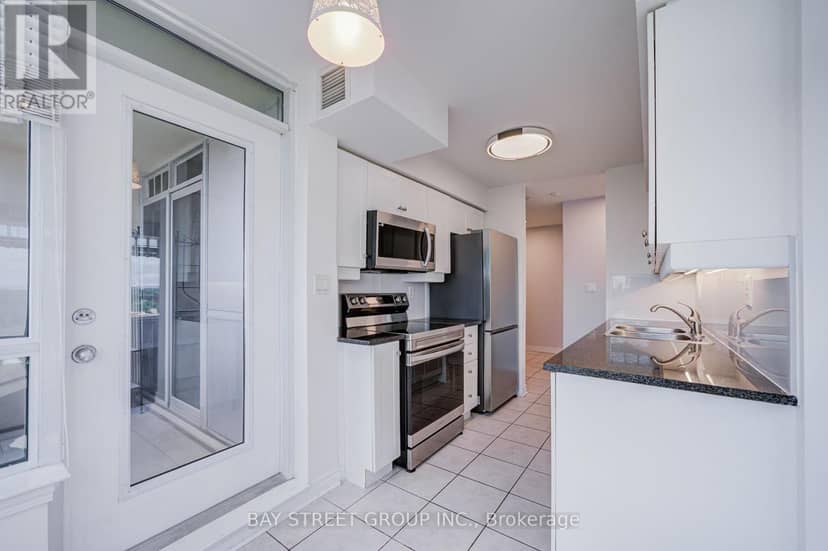 1505 - 8 Rean Drive — photo 17 of 40