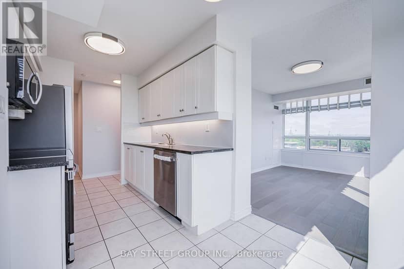 1505 - 8 Rean Drive — photo 18 of 40