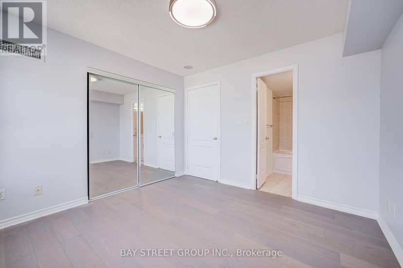 1505 - 8 Rean Drive — photo 23 of 40