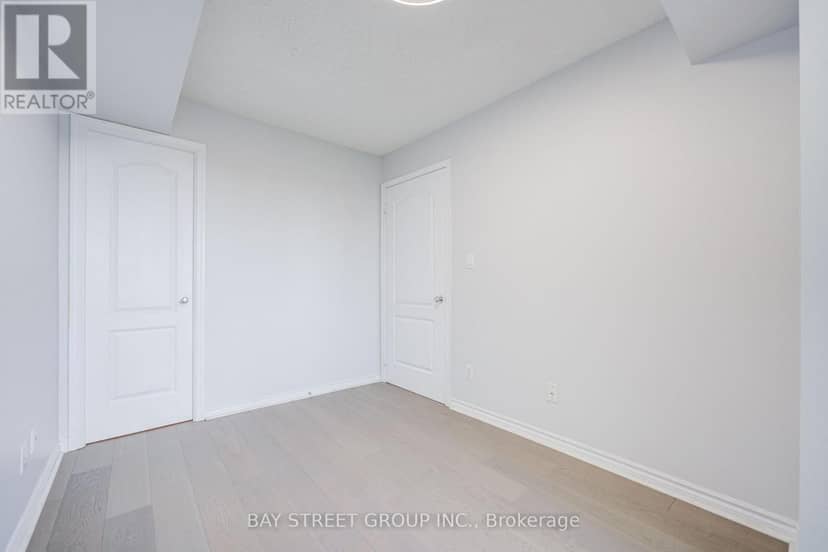 1505 - 8 Rean Drive — photo 28 of 40