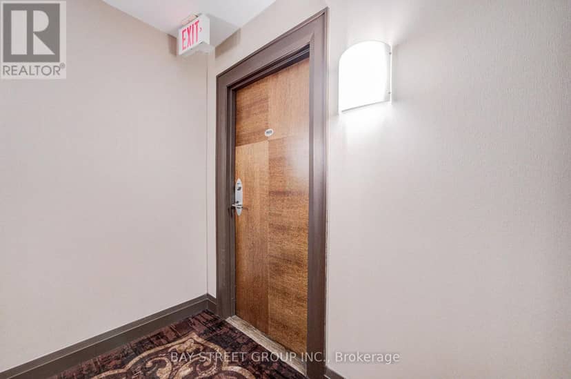 1505 - 8 Rean Drive — photo 8 of 40