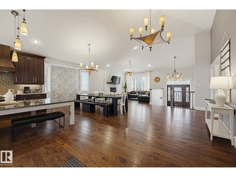 10351 147 ST NW, Edmonton, photo 3