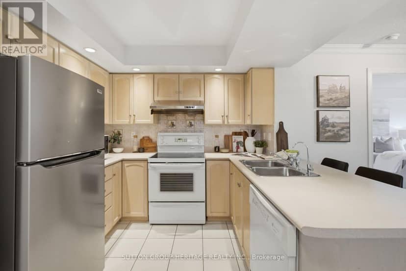 233 - 125 Omni Drive — photo 20 of 40