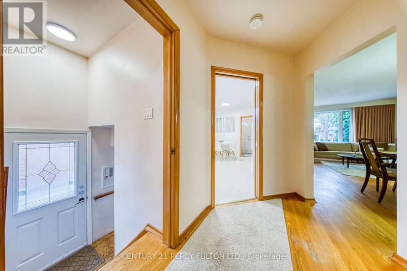 32 Bromton Drive — photo 11 of 35