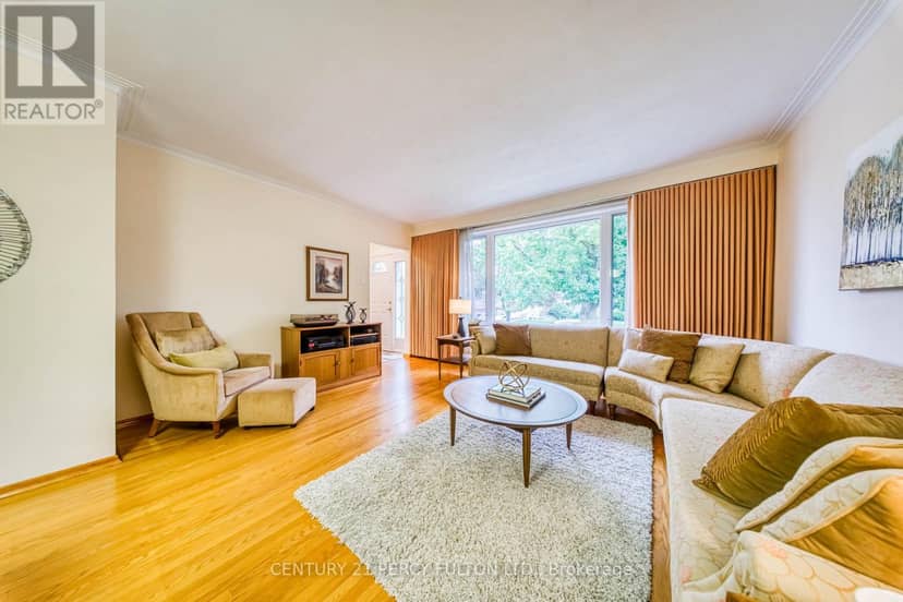32 Bromton Drive — photo 9 of 35