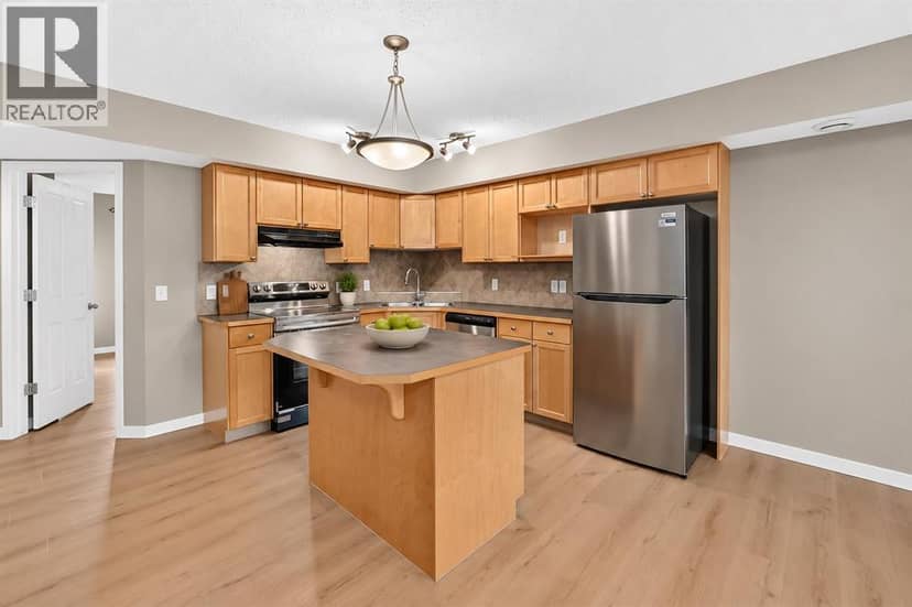 1810, 140 Sagewood Boulevard SW — photo 9 of 32