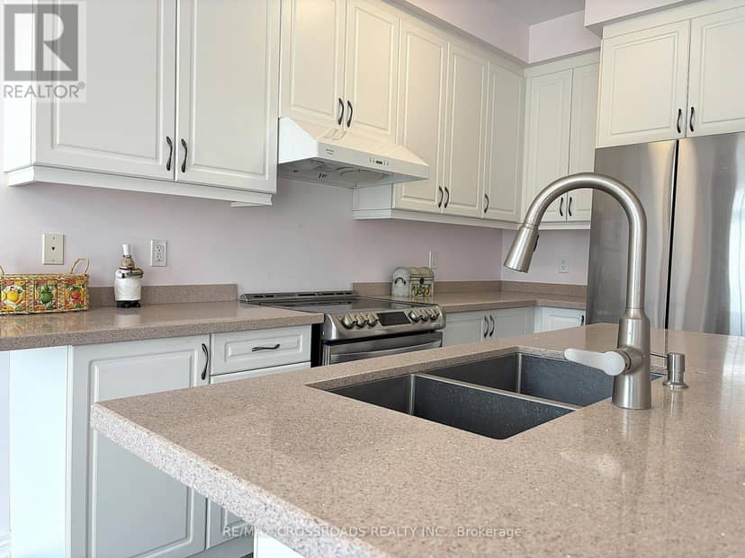 49 Memon Place, Markham, photo 4