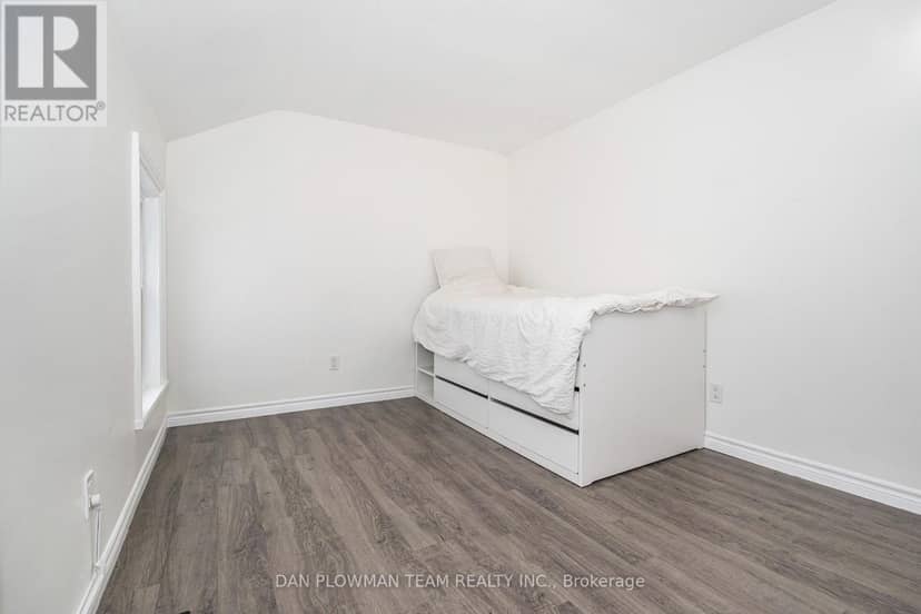 127 River Street — photo 24 of 33