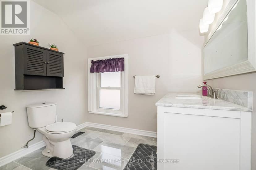 127 River Street — photo 26 of 33