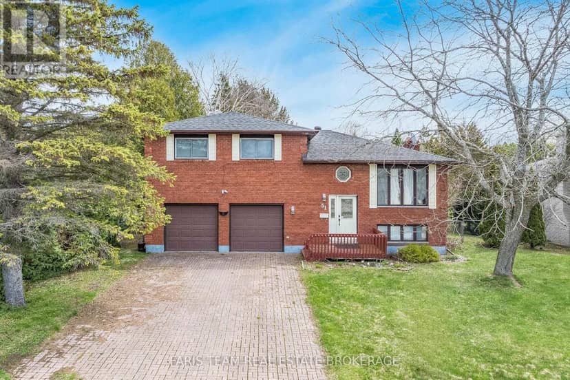 51 Beck Boulevard, Penetanguishene, photo 2