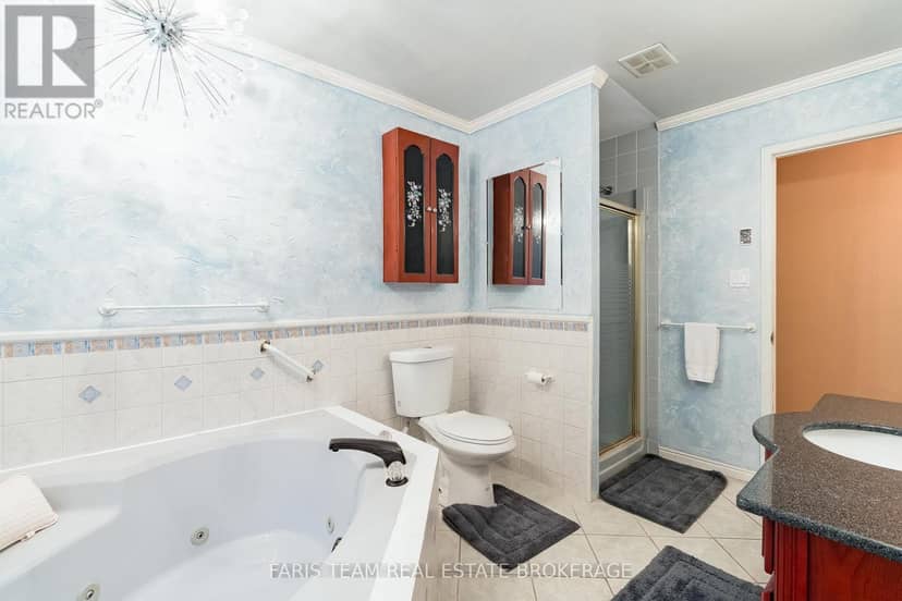 51 Beck Boulevard — photo 21 of 36
