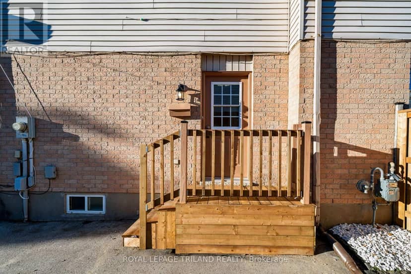 136 Golfdale Crescent, London South, photo 5