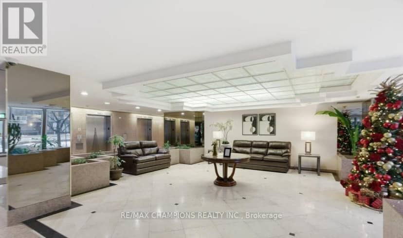 1204 - 400 Webb Drive, Mississauga, photo 2