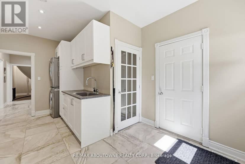437 Cairncroft Road — photo 22 of 40