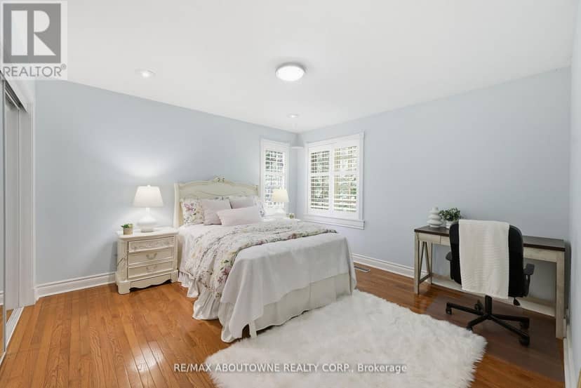 437 Cairncroft Road — photo 37 of 40