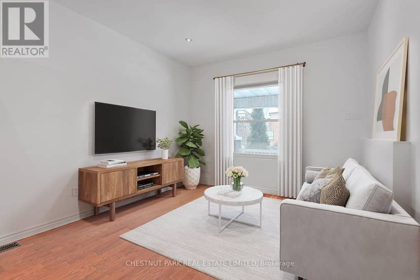 1383 Lansdowne Avenue, Toronto, photo 4