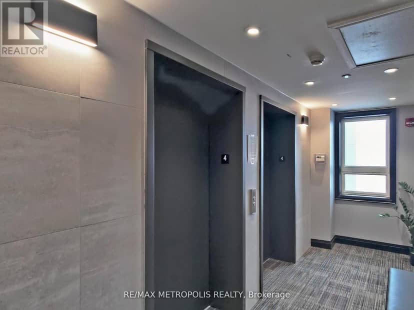 401 - 200 Lagerfeld Drive — photo 11 of 35