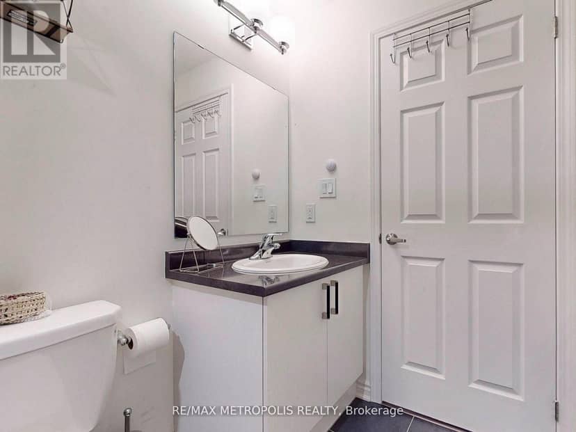 401 - 200 Lagerfeld Drive — photo 21 of 35