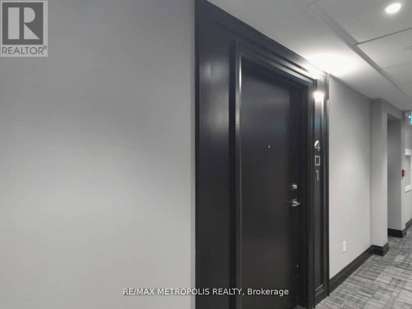 401 - 200 Lagerfeld Drive — photo 31 of 35
