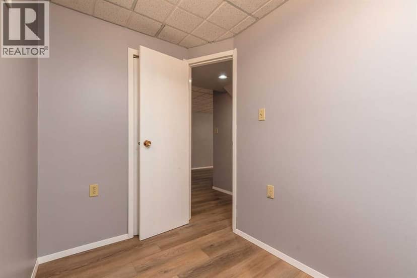 3408 52 Avenue — photo 23 of 40