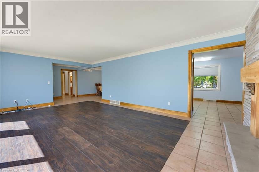 11 BELHOLME Avenue — photo 9 of 40